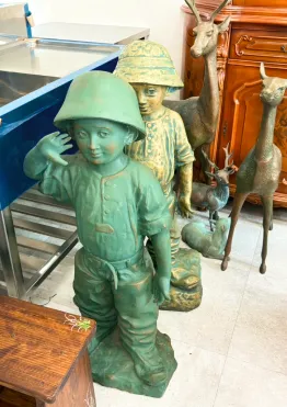 緑の像のクローズアップ